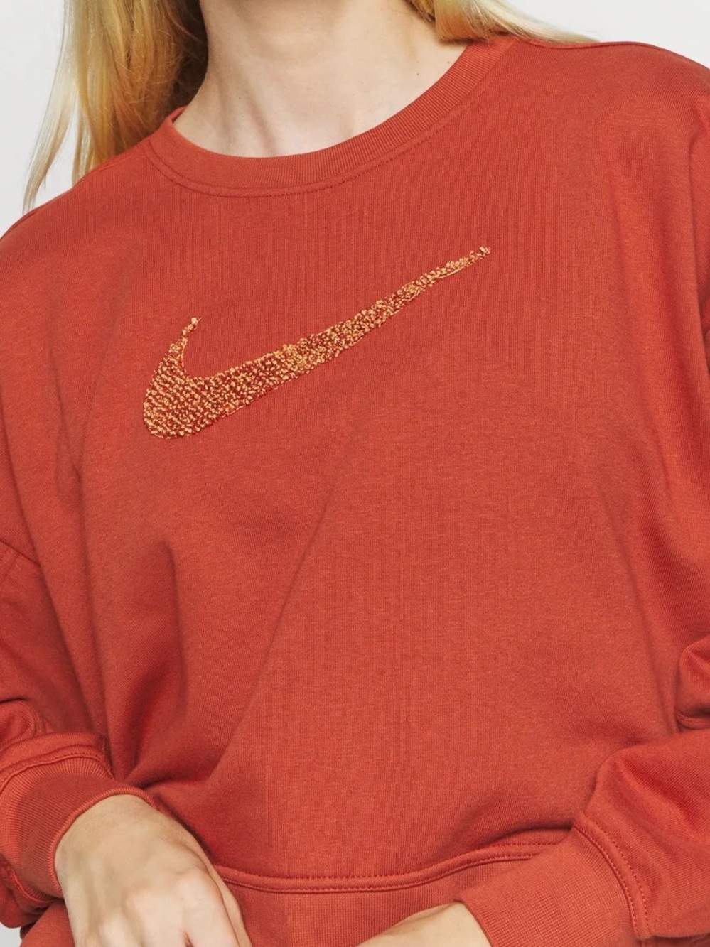 Nike Women’s Rust Orange Chenille Swoosh Cropped Crewneck Sweatshirt Small